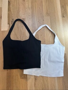 Set of 2 Abercrombie & Fitch Ribbed Halter Crop Tops - Black & White
